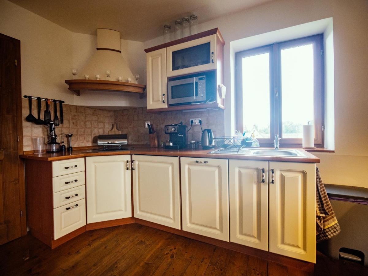Cottage Bara Bozanov ภายนอก รูปภาพ