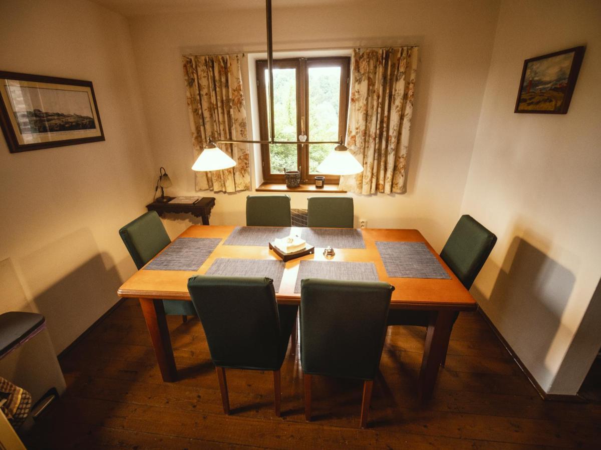 Cottage Bara Bozanov ภายนอก รูปภาพ